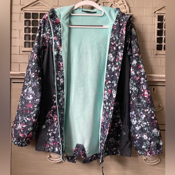 Stoic Girls’ Floral Printed Faux “Fur” Lined Raincoat - Picture 4 of 10